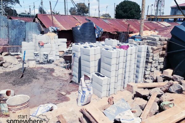 25_First-Construction-Assignment-for-Community-Project-in-Kibera_00-1